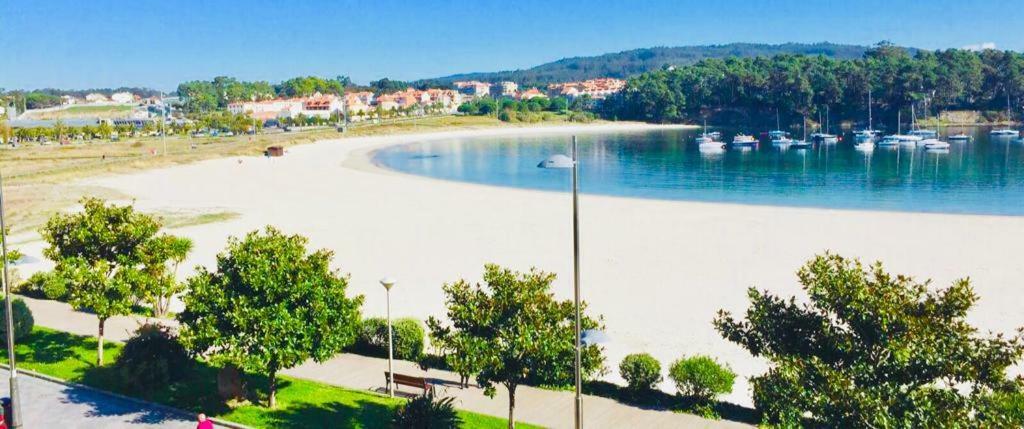Апартаменти Apartamento Portonovo 1ª Linea Con Vistas Al Mar Екстер'єр фото
